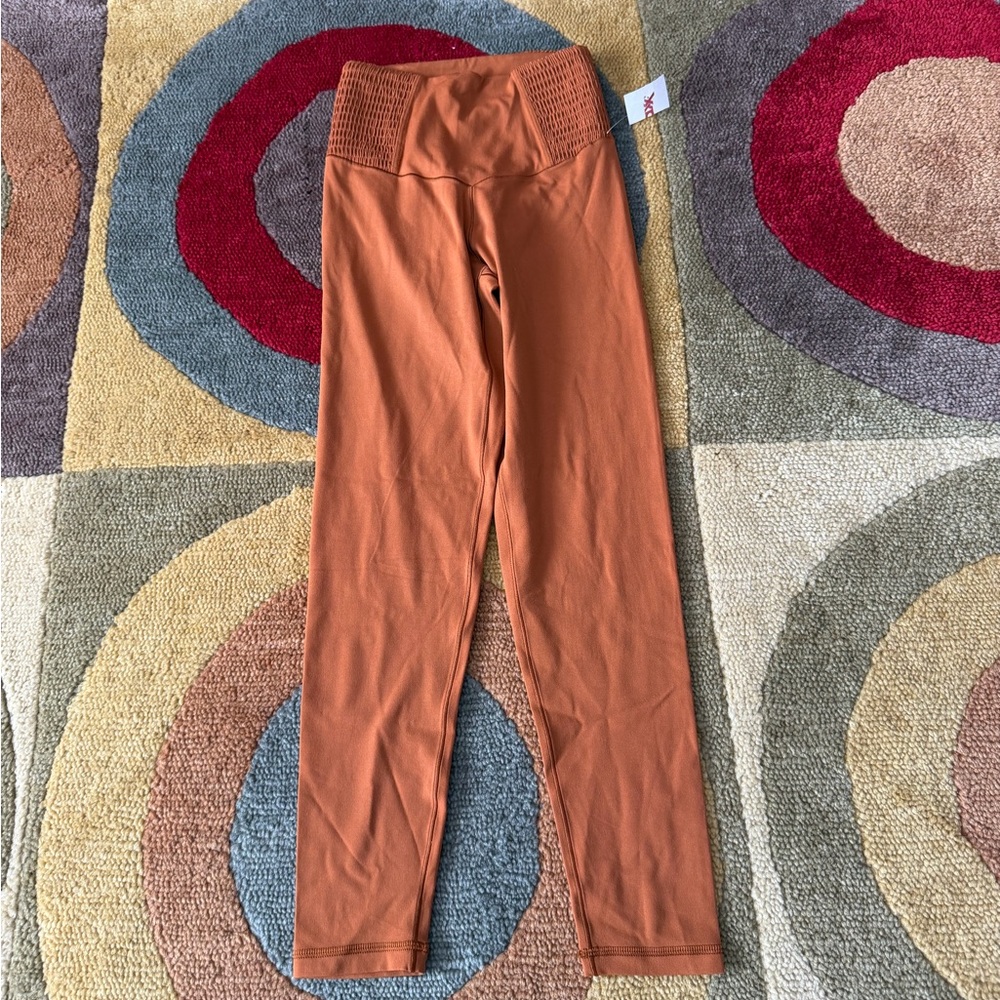 NWT Offline by Aerie Real Me 7/8 Leggings Ruched High Rise Orange Size Small